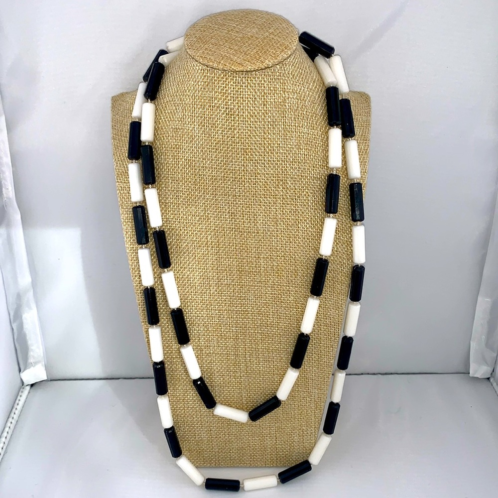 Vintage 1980's Black & White Tubular Plastic Bead Necklace Made in Hong Kong 28"